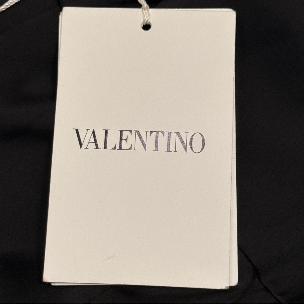 Valentino Italy NWT Black Lace Yoke Cocktail Sheath Dress Sz 6 LBD $1300 - Picture 12 of 13